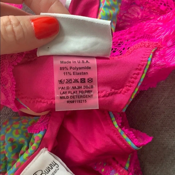 NWOT Beach Bunny TOP Lady Lace Triangle Pink size XS - Picture 6 of 9